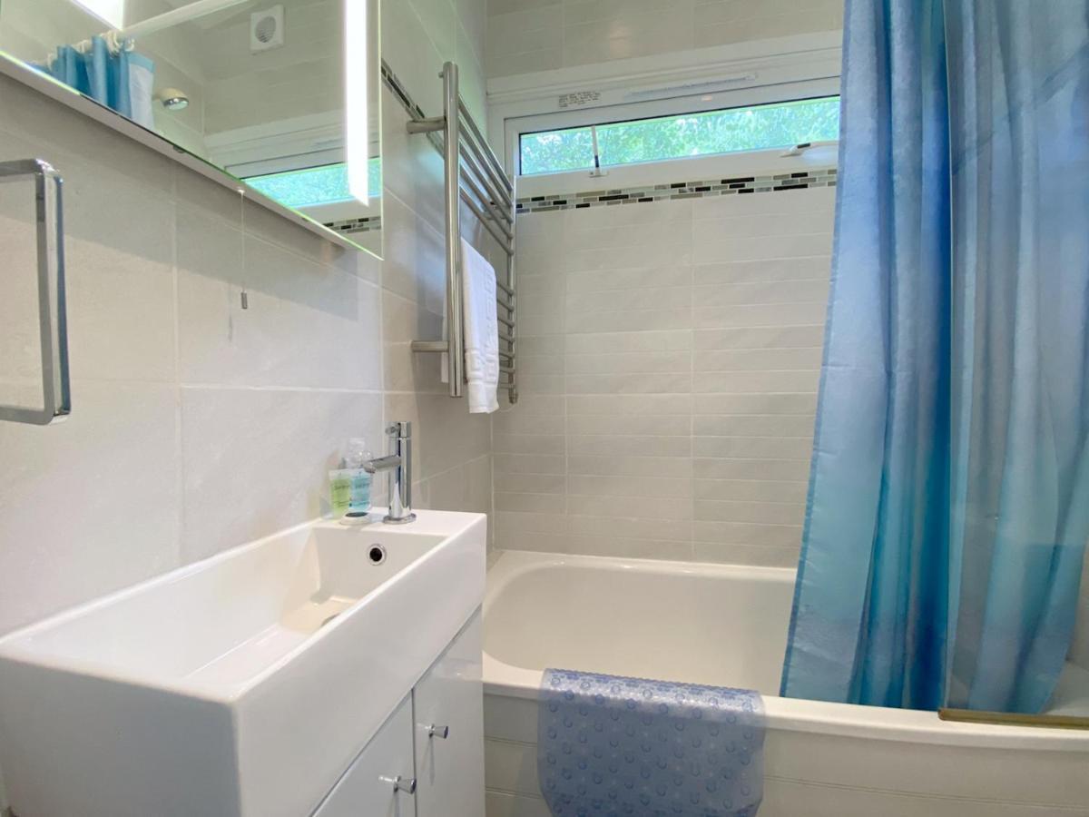 Pass The Keys Gower Beach Staycation Caswell Bay - Sleeps 4 Swansea Ngoại thất bức ảnh